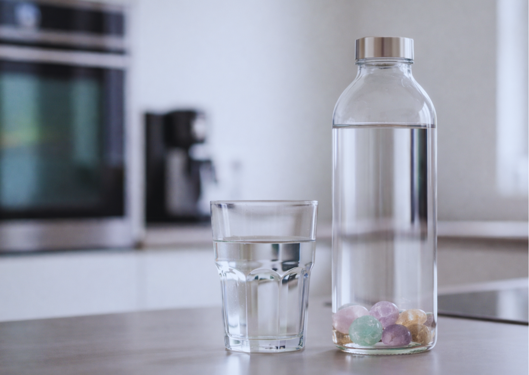 Mineralsteine für Wasser. Was bringen sie wirklich?